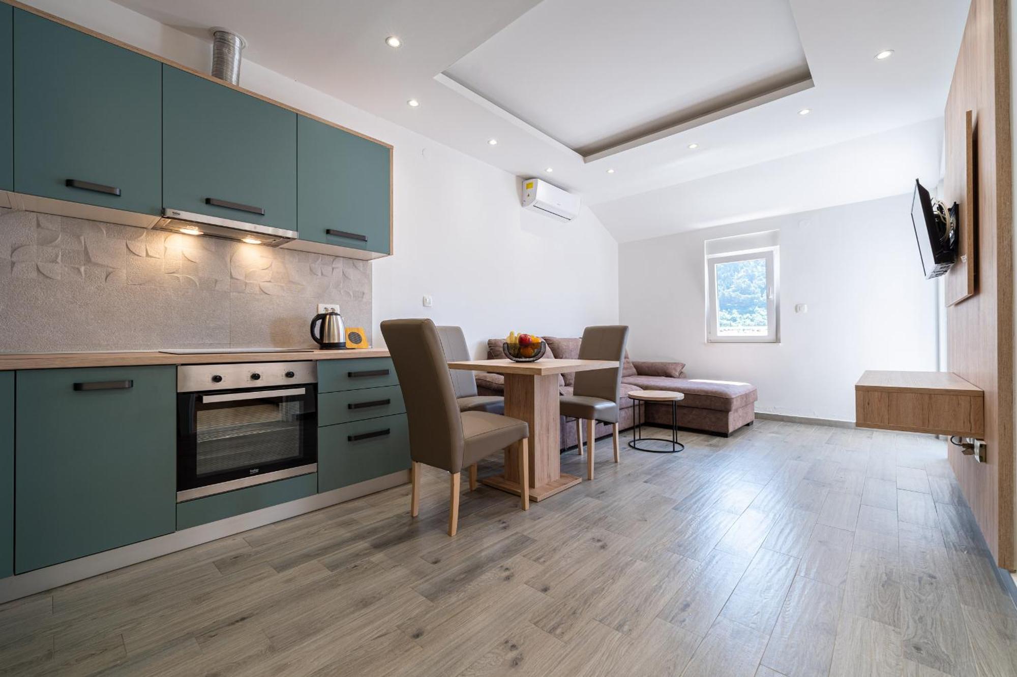 Marea Apartments Budva Room photo